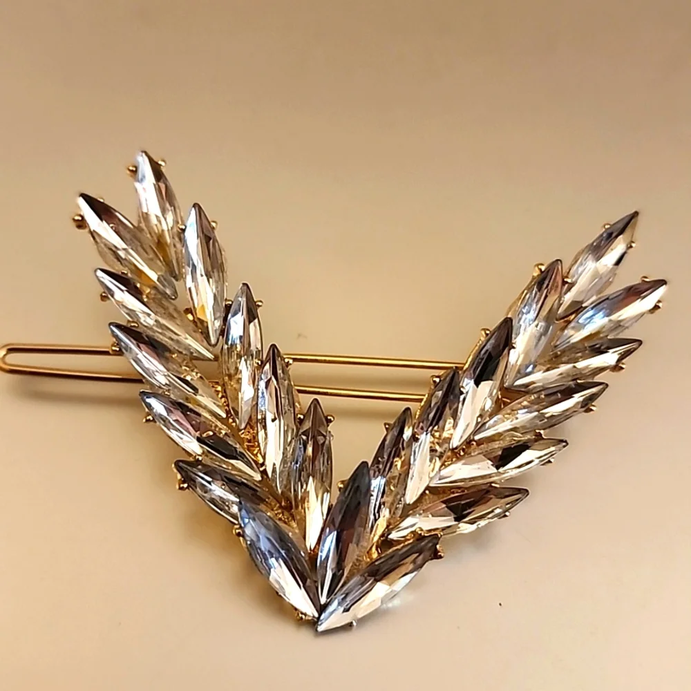 GEM V Shaped Hair CLIP